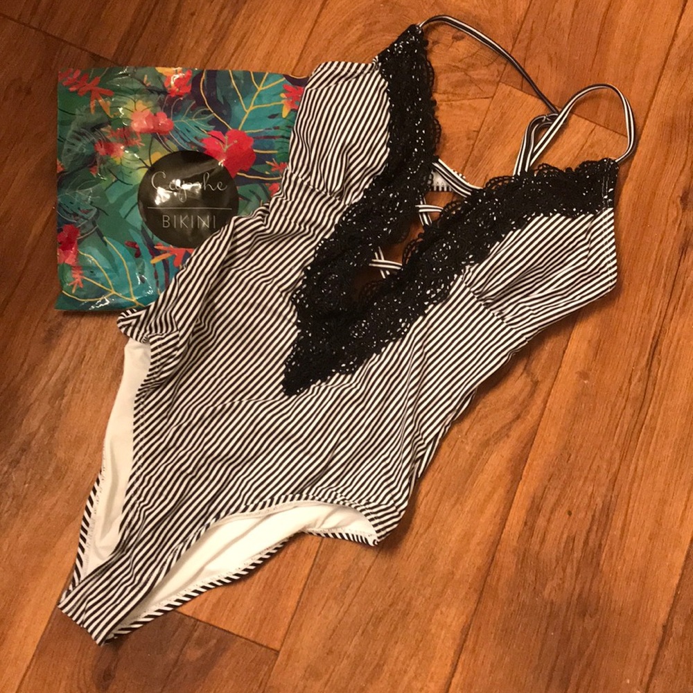 Cupshe one-piece